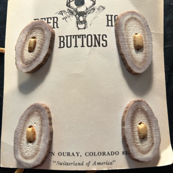 Vintage Rustic Deer Horn Button Set of 4 - Picture 1 of 4
